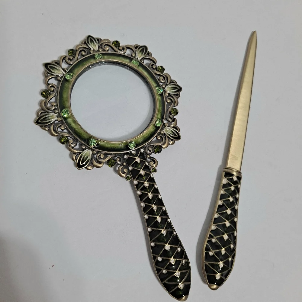 Vintage Magnifying Glass & Letter Opener Set Black & Green Stones EUC - Picture 3 of 4